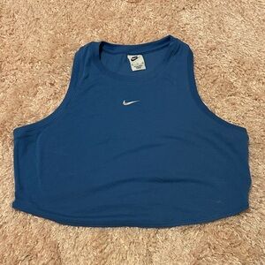 Nike Women’s Cropped Tank